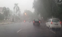 Hujan Angin, 40 Sekolah di Surabaya Terdampak