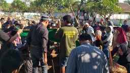 Guru SMA di Probolinggo yang Ditemukan Tewas Dimakamkan