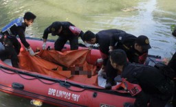 Mayat Mr X Ditemukan di Sungai Kalimas Surabaya