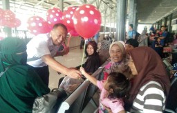19.530 Penumpang KA Lokal Gunakan Promo Gratis di HUT RI ke 74