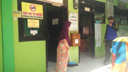 Atap SDN Gentong Kota Pasuruan Ambruk, Ruang Belajar Direlokasi