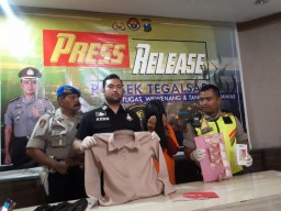 Tak Jera Lima Kali Dipenjara, Nenek ini Kembali Curi HP Pengunjung Mal