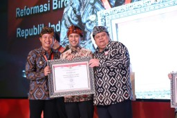Evaluasi Kinerja, Bupati Nur Arifin Terapkan Rapor Bagi OPD dan Desa