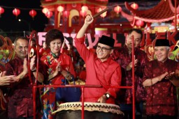 Wayang Potehi Hingga Pecinan Street Food di Festival Imlek Banyuwangi