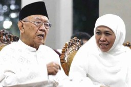 Gus Solah Tutup Usia, Khofifah: Beliau Paket Lengkap Negarawan