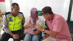Bayi Ibu Hamil yang Ditandu Polisi Nganjuk Lahir Selamat