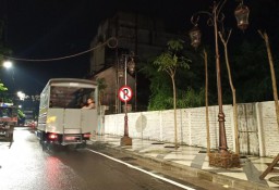 Lampu 'Tempo Dulu'  di Kota Tua Surabaya Utara Tidak Menyala, Sayang!