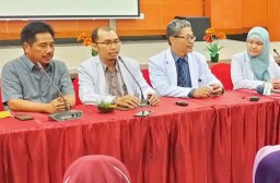 RS Unair: Stok APD dari Pemprov Jatim dan Pemkot Surabaya Mencukupi