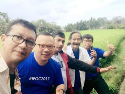 Penghormatan Terbaik untuk Sahabat Terbaik