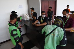 PSBB, Driver Ojol dapat Manfaat Ekonomi dari Lumbung Pangan Jatim