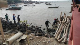 Berenang di Pantai Kenjeran, Bocah 10 Tahun Ditemukan Tewas