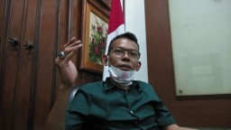 Politisi PBB: Eri Cahyadi Bonekanya Risma