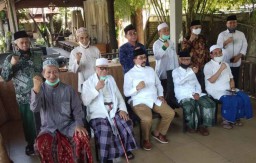 Kiai Sepuh PWNU Jatim Restui Machfud Arifin Maju Wali Kota Surabaya