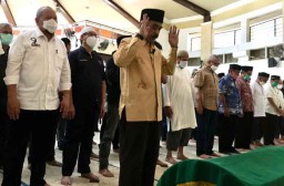 Ibunda Ketua DPD La Nyalla Meninggal Dunia