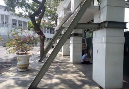 Soal 'Pembiaran' Cagar Budaya di Depan TP 5, Ketua DPRD Cuma Diam