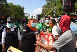 Bantuan bagi Pemberdayaan Usaha Perempuan dan Bumdes di Bojonegoro