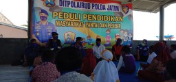WiFi Gratis dari Polairud Polda Jatim Bagi Siswa SD di Pesisir