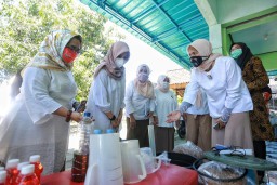 Pemulihan Ekonomi Jadi Program Prioritas Utama Ipuk Fiestiandani