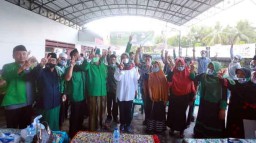 Blusukan ke Cluring, Ipuk Gagas Program Banyuwangi Cerdas Berkarakter
