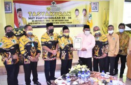 Martono Dikukuhkan Jadi Ketua Dewan Pertimbangan Golkar Jatim