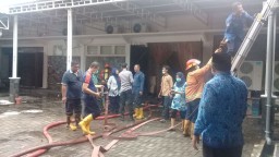 Gudang Obat di Sidoarjo Terbakar, Kantor Dinkes Tersambar