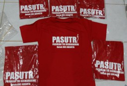 Beredar Undangan Deklarasi dan Kaos Risma untuk DKI Jakarta, Hoaks?