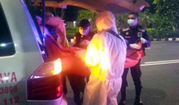 Diduga Mengantuk, Pemotor asal Surabaya Tabrak Pohon hingga Tewas