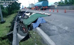 Jalan Tol Surabaya-Gempol Ambles