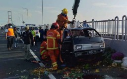 Mobil Pikap Tabrak Pembatas Jembatan Suramadu, Satu Orang Tewas