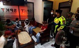 5 Pasangan Bukan Suami Istri dari Hotel dan Rumah Kos di Mojokerto Diamankan