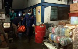 Leher Terjepit Pembatas Lift, Pekerja Gudang Plastik di Surabaya ini Tewas