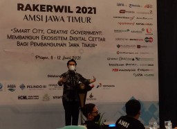 Wagub Emil Sebut Media Siber Punya Peran Penting Wujudkan Smart City