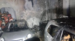 Garasi Rumah di Surabaya Terbakar, 2 Mobil Ikut Hangus