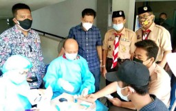 Jelang PTM Terbatas, Anggota Pramuka di Kota Mojokerto Divaksin Covid-19