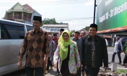 Yoko Priyono Gandeng Khairunnisa Maju Pilbup Mojokerto 2020