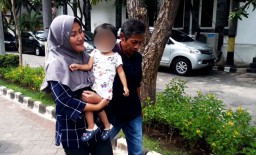 Penahanannya Ditangguhkan, Zikria: Saya Ingin Bertemu Bunda Risma