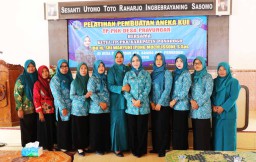Kawal 10 Program Pokok, Ketua PKK Ponorogo Sambangi Desa-desa