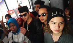 Jenguk Ayahnya di Medaeng, Al dan Dul Malah Dapat Kritikan Soal Musik