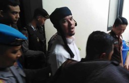 Tanggapan Ahmad Dhani Atas Batalnya Konser 'Hadapi dengan Senyuman'