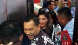 Anang Keluhkan Lamanya Menemui Ahmad Dhani di Rutan Medaeng