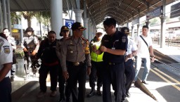   Hadapi Lebaran, Polisi Cek Persiapan Pengamanan di Obyek Vital