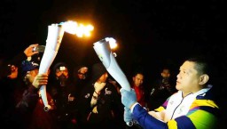 Bertemunya Tiga Api Abadi Asian Games 2018 di Kawah Ijen Banyuwangi