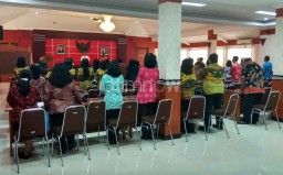 OTT Walikota Blitar Tak Pengaruhi THR dan Gaji 13 PNS