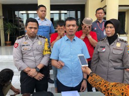 Live: Polrestabes Surabaya Ungkap Bobol ATM Modus Ganjal Tusuk Gigi