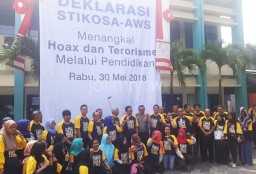 Gandeng Polda Jatim, Stikosa AWS Deklarasikan Anti Hoax dan Terorisme