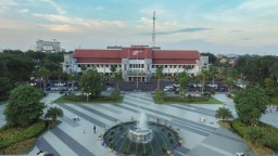 Calon Penerus Risma Diminta Bawa Narasi Kepemimpinan yang Jelas