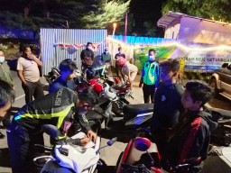 Tutup Jalan Tikus Situbondo, Belasan Motor yang Terlibat Balap Liar Ditilang