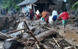 Satu Korban Banjir Bandang di Probolinggo Ditemukan Tertimbun Lumpur