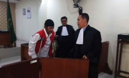 Terdakwa Percobaan Pembunuhan Bu Lurah Banyuwangi Dituntut 15 Tahun