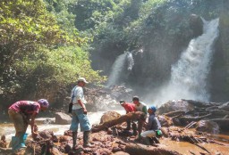 Air Terjun Baru Ditemukan di Lereng Gunung Raung Banyuwangi